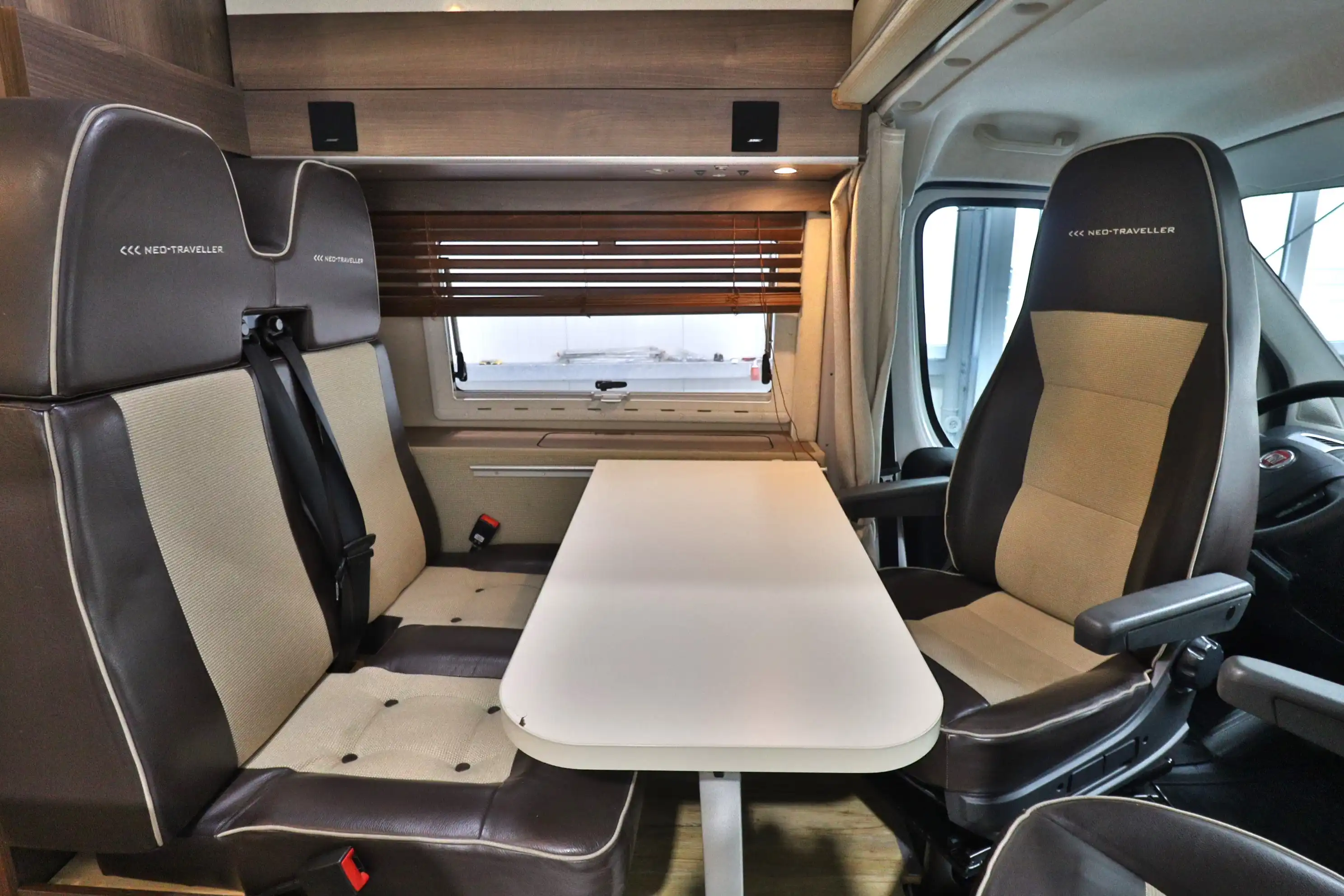GLOBE-TRAVELER Sunliner
